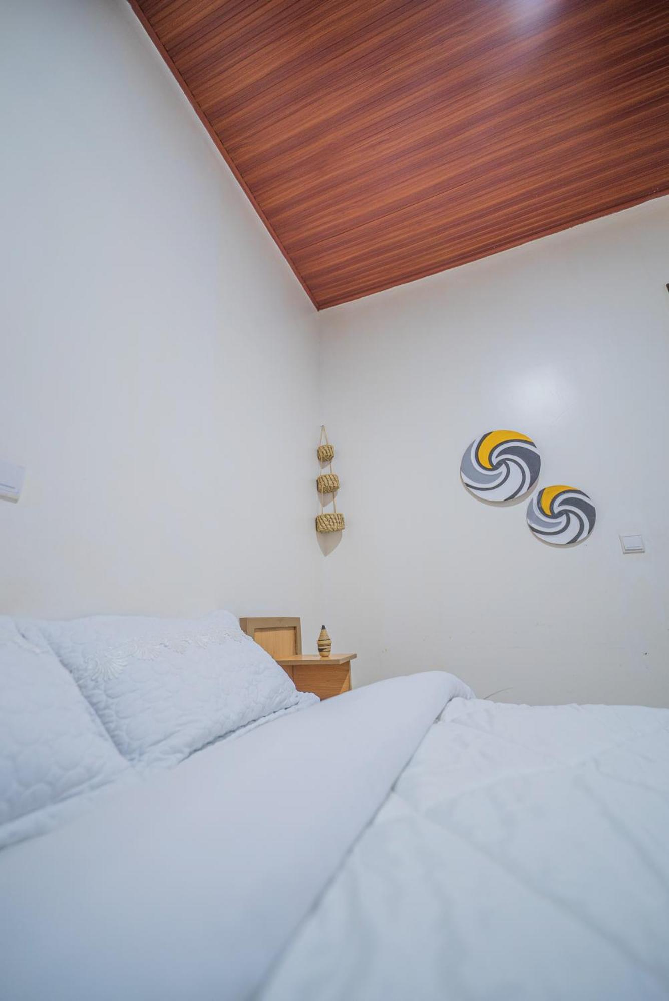 Anna Gold Hotel Кигали Экстерьер фото